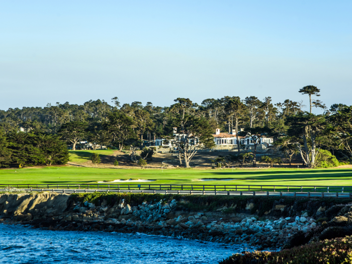 In 2002, Gross reportedly paid $20 million for a mansion on 17 Mile Drive in Pebble Beach, California. He later sold it for $16.5 million, suffering a $3.5 million loss.