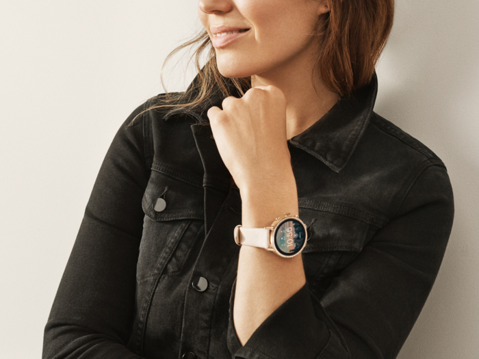 Best stylish smartwatch for women