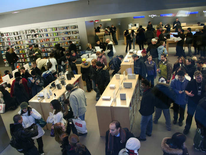 Five years ago, Apple had about 100 fewer global stores than it does now. It had 416 then, and has about 506 today.