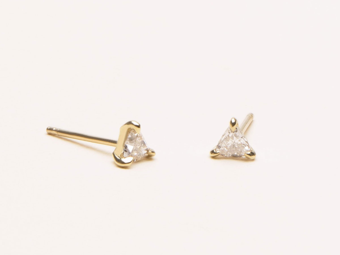 Vrai & Oro Trillion Diamond Earrings