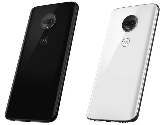 It has a fresh new design that brings it up to par with more recent high-end smartphones, and the Moto G7 doesn