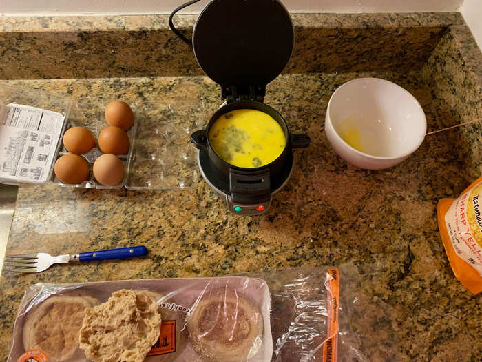 Add the egg and top piece of bread to the next layer.