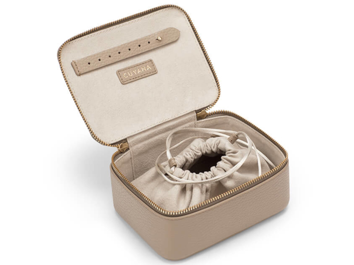 The best small travel jewelry case