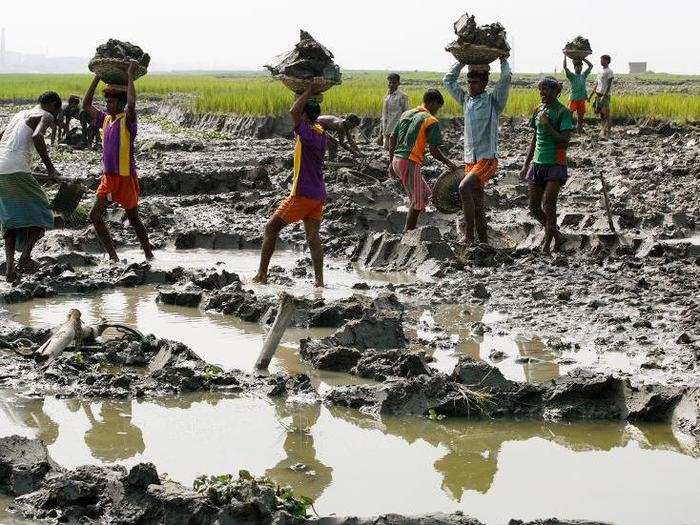 Sea-level rise has Dhaka teeming with refugees.