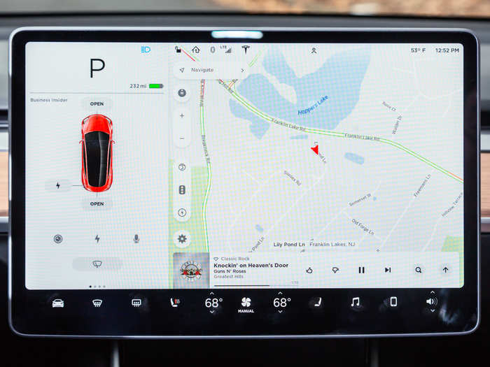 Almost all Model 3 functions are controlled using this central touchscreen and a pair of trackballs on the steering wheel. This takes some getting used to, but once you do, the Model 3, with no instrument panel, provides a serene driving experience.