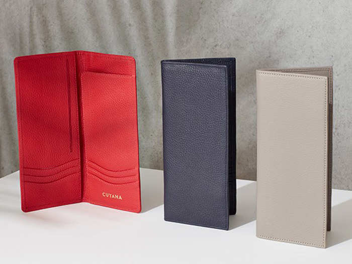 A passport case that simplifies finding your passport and ticket