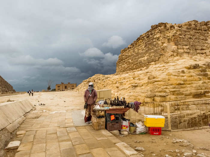 All throughout the complex, there are locals selling drinks, souvenirs, and snacks from small tables. During its peak, tourism accounted for 12% of Egypt