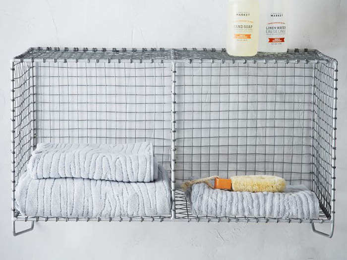 Wire mesh storage hanging shelves