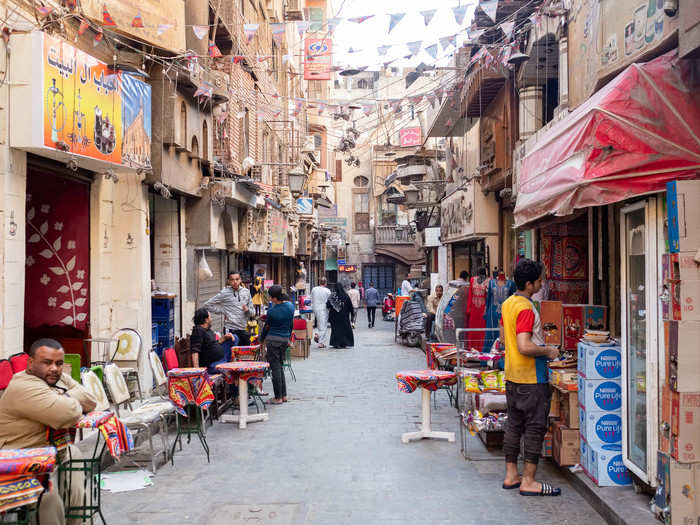 When we walked even a few blocks away from the entrance, we found ourselves in a labyrinth of quiet alleyways where Cairenes were going about their business. We still had to avoid the touts’ calls telling us we could look at their shop “for free,” but it was all part of the charm.