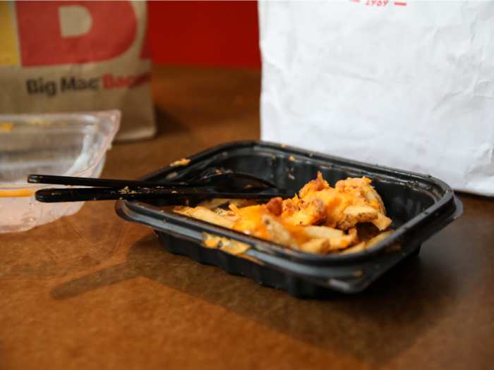 We alternated between picking the fries apart with our fingers and eating them with a fork — both methods worked.