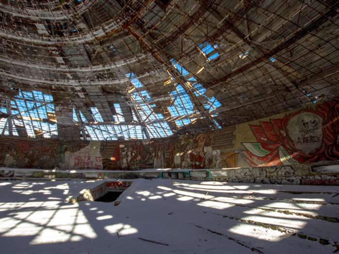 In 1989, however, Bulgaria shifted to democracy and abandoned the communist headquarters.