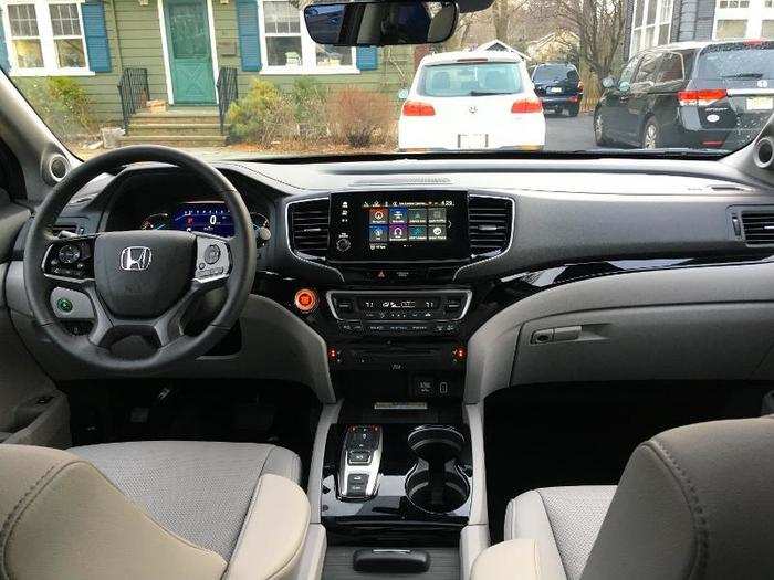 Like Toyota, Honda usually brings their A-game when it comes to interior design. Cabin ergonomics are terrific. Everything is exactly where you