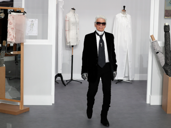 I visited the store at 11:30am on a Wednesday, about half an hour after it opened. Notably, this was one day after Lagerfeld’s death, so I was interested to see if the store would have set up any kind of tribute or homage to its late creative director.