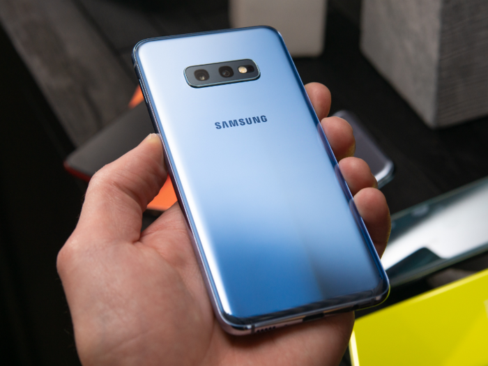 Samsung Galaxy S10e: A more affordable version of the flagship for $749.99