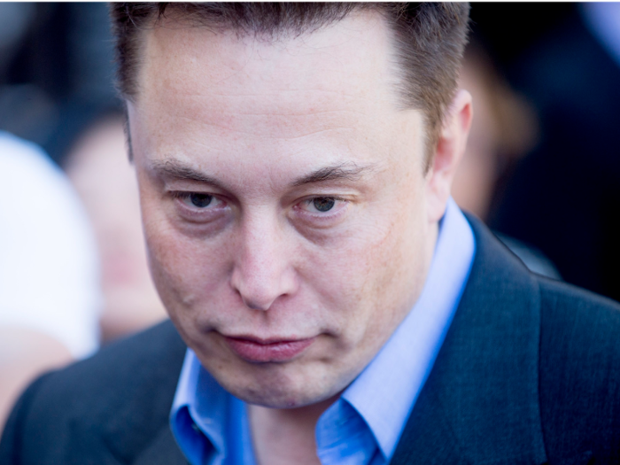 Tesla CEO Elon Musk typically crashes around 1 a.m. and wakes up at 7 a.m., averaging six hours of sleep — less than the recommended seven to eight hours.