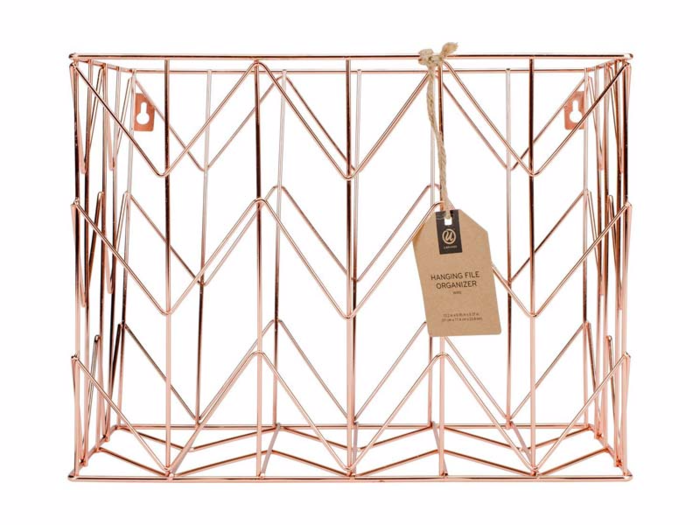 The Ubrands copper hanging organizer for surplus items.