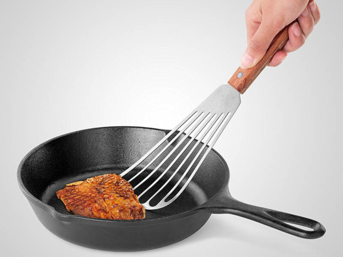 A fish spatula that works for much more than flipping salmon