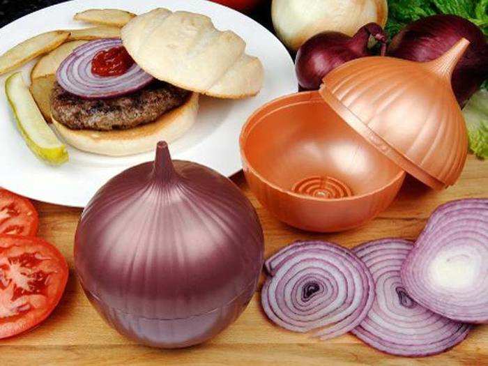 A colorful vegetable saver that extends shelf life and contains odors