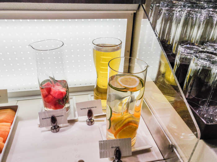 Nearby was the Health Hub "concept area" in partnership with Voss Water. The self-service area looks like a futuristic supermarket with sleek, brightly lit counters of chamomile tea, rosemary-watermelon infused water, and fresh fruit.