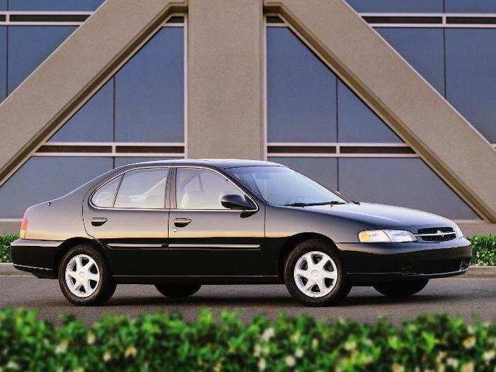 In 1998, Nissan introduced a second generation Altima. This time, it would be a car designed in California with the US market mind.