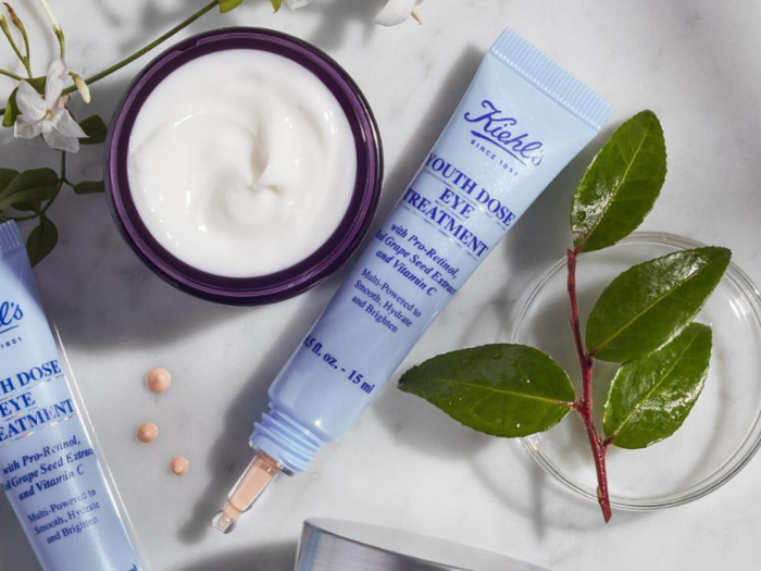 The best instantly brightening retinol eye cream