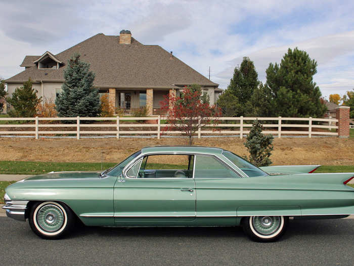 Cadillac Coupe DeVille