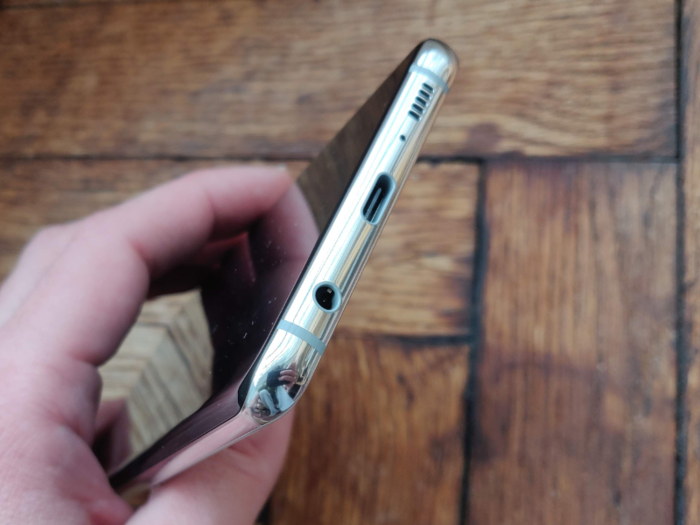 The Galaxy S10 has a standard headphone jack, which is rare for newer smartphones. This means you can use your old headphones, if you want.