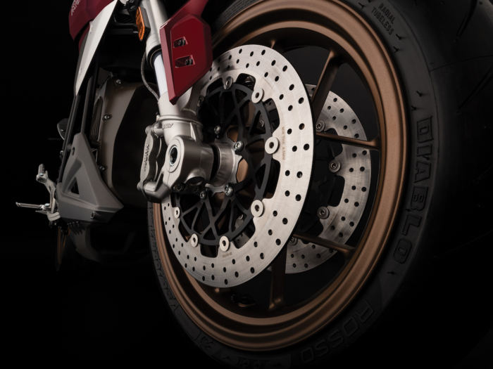 Disc brakes on the front and rear wheels “make shedding speed as effortless as building it,” the company says.