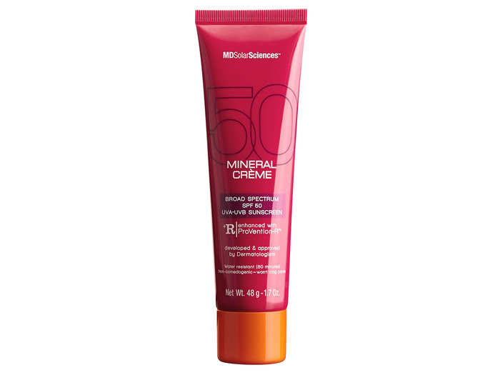 Lightweight mineral sunscreen