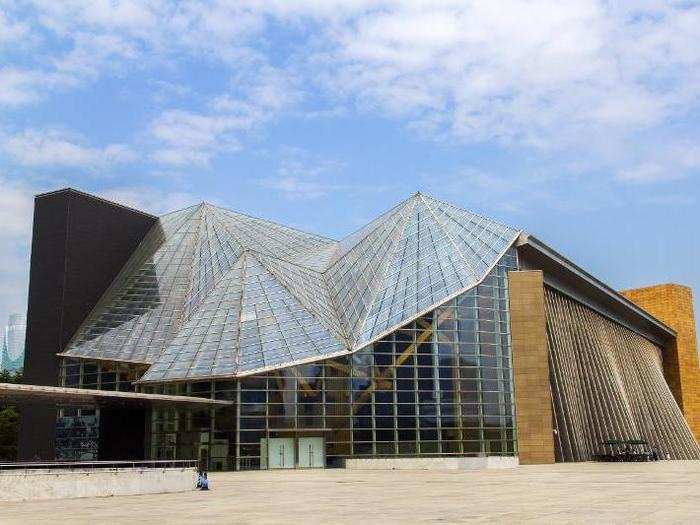 The Shenzhen Cultural Center in China is topped with glass pyramids.