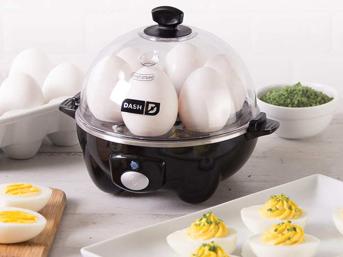 A rapid egg cooker for fast, easy breakfasts