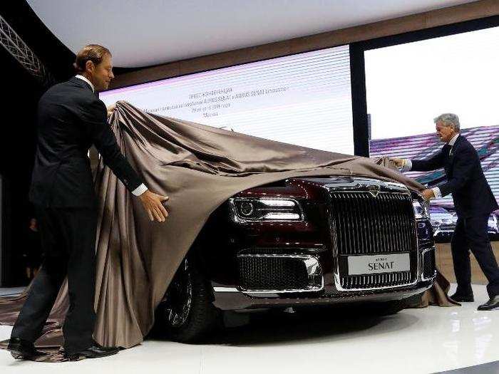 The Senat made its world debut at the 2018 Moscow International Auto Show.