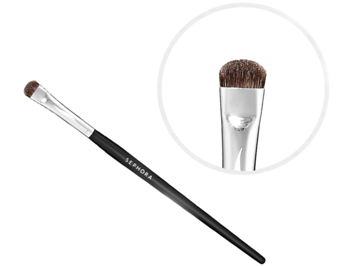 The best eyeshadow smudger brush