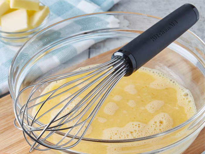 A versatile whisk