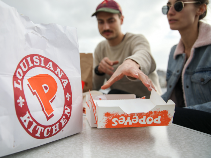 But on-point packaging design aside, Popeyes is not the winner of this taste test.