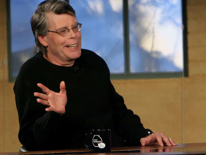 Stephen King washes his hands.