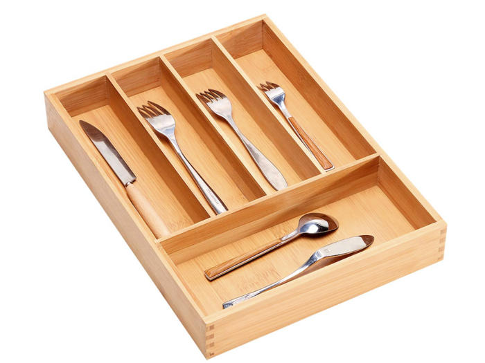 A sturdy cutlery tray