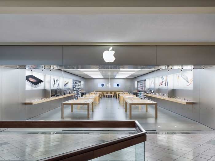 Apple Altamonte (closed for renovation)