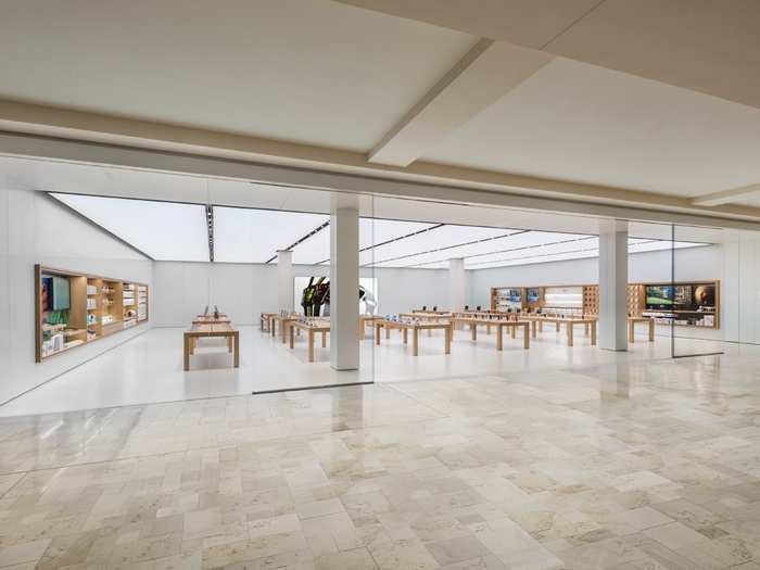 Apple Park Meadows