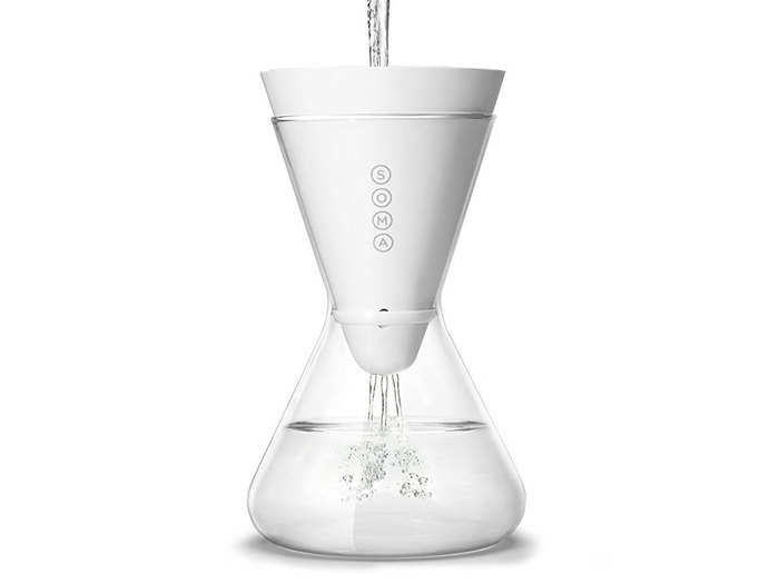 A water filter pitcher to make your water taste better