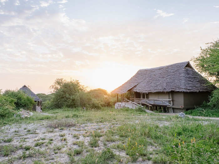 The lodge consisted of a central dining pavilion and several nicely outfitted huts. Walking between the two alone after dark isn