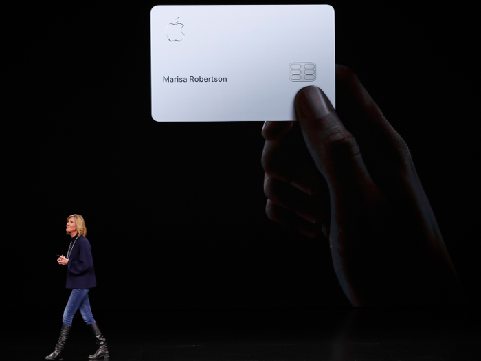 Apple seems intent on promoting the digital version of Apple Card. But for stores that don