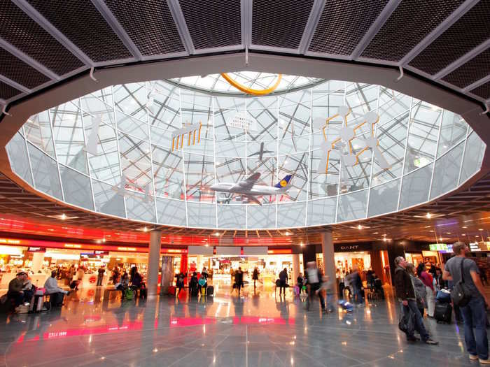 12. Frankfurt Airport (FRA)