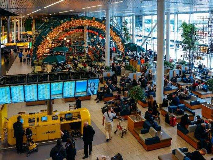 14. Amsterdam Schiphol Airport (AMS)