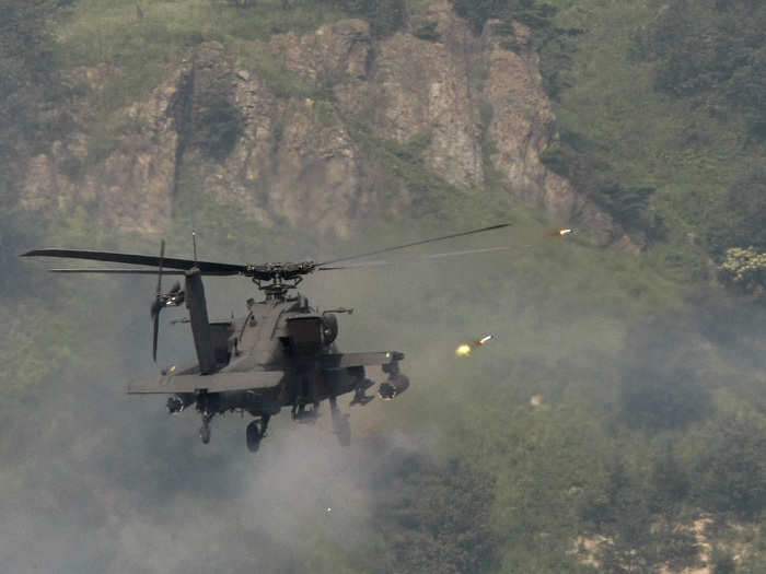 AH-64 Apache gunship