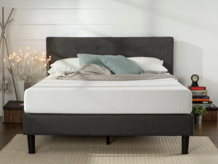 A clean-cut platform bed