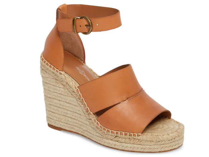 A summery platform sandal