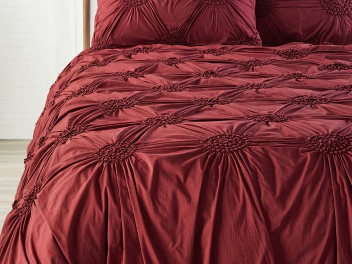 A textured duvet cover featuring a pretty medallion design