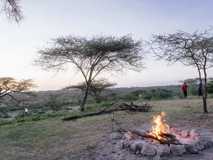 Around dusk, the camp attendants started a bonfire and offered up snacks and cocktails. Because Ndutu Kati Kati is smaller and further into the bush, supplies are harder to come by, so there is no buffet for dinner. We had pork chops one night and a curry chicken the other.