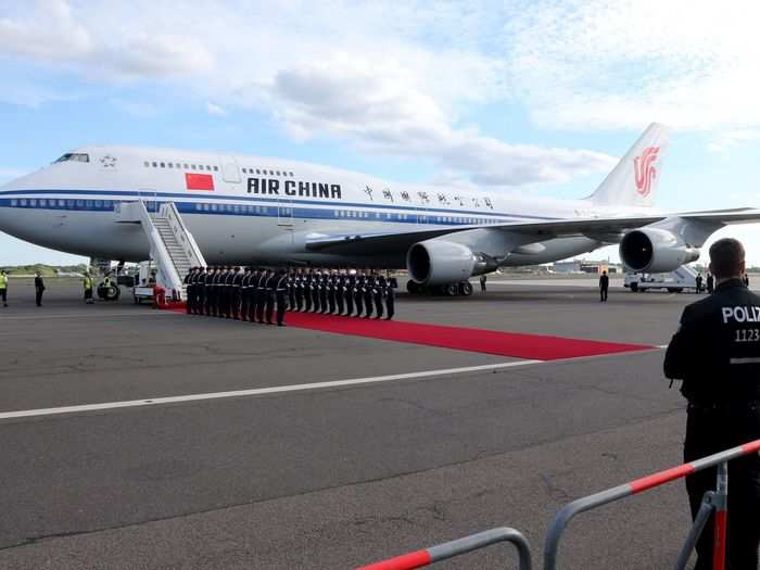 However, with the 747-400 becoming increasingly dated, Beijing is reportedly working on a converting one of Air China